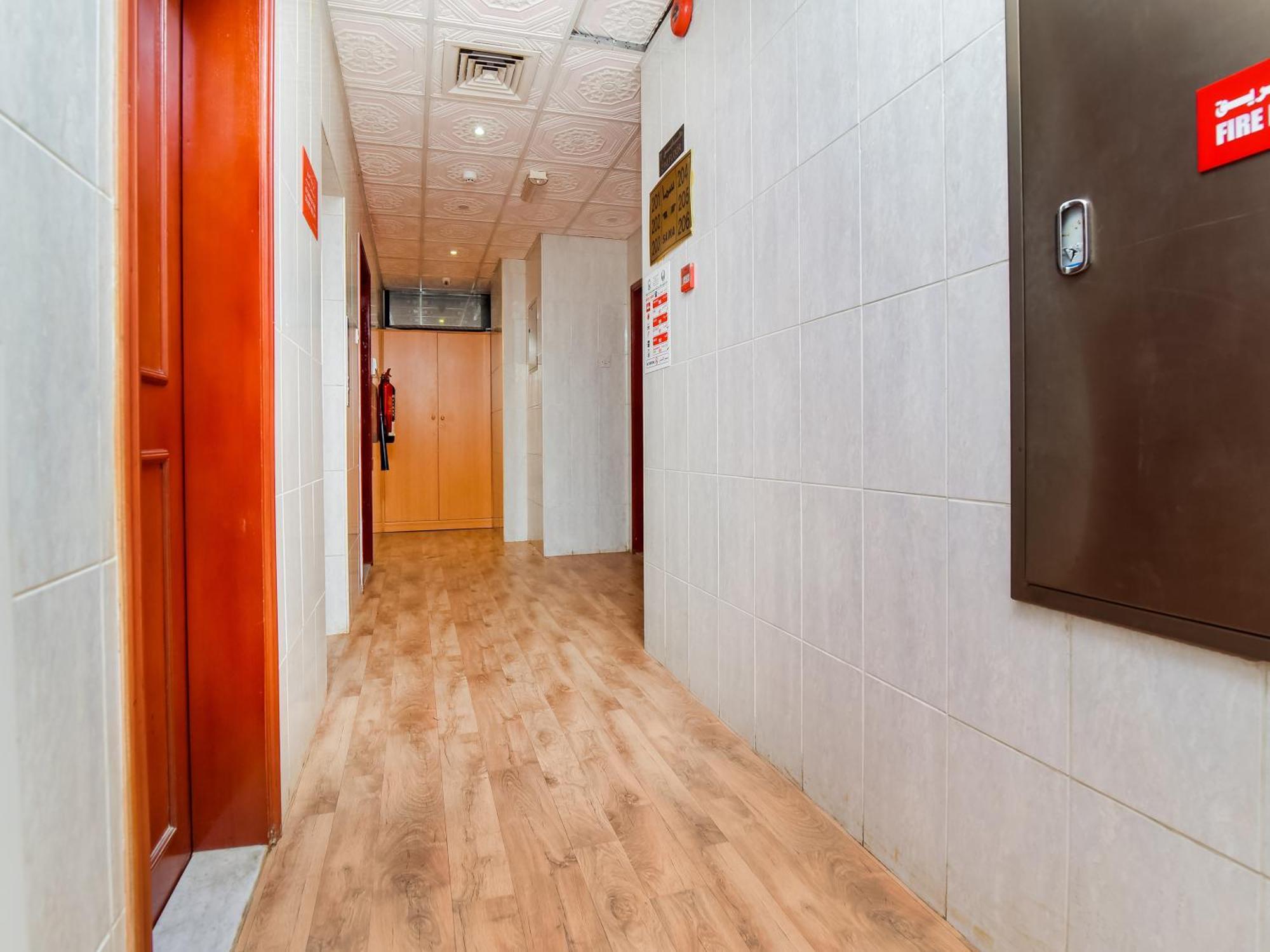Sama Hotel Sardzsa Kültér fotó